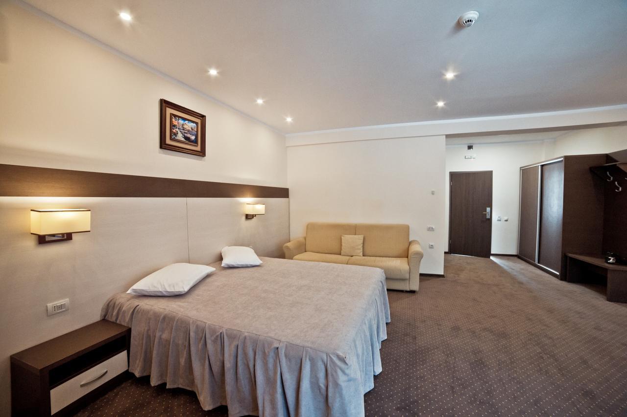 Hotel Evergreen أمارا المظهر الخارجي الصورة