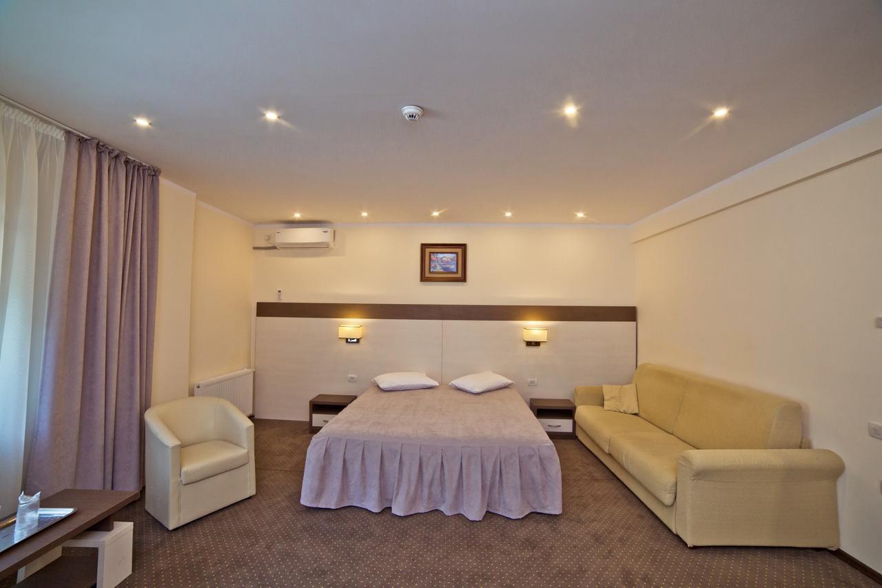 Hotel Evergreen أمارا المظهر الخارجي الصورة