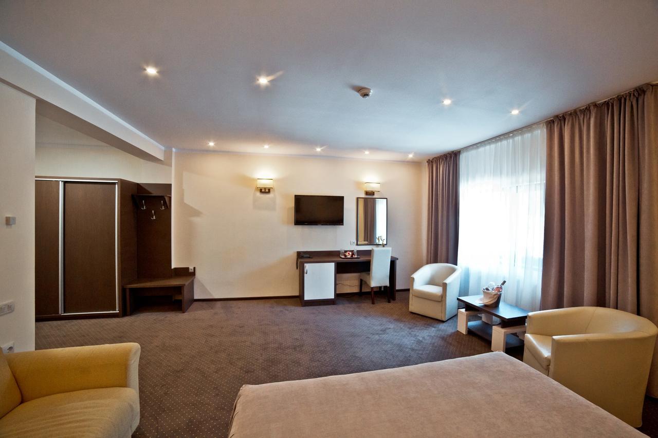 Hotel Evergreen أمارا المظهر الخارجي الصورة