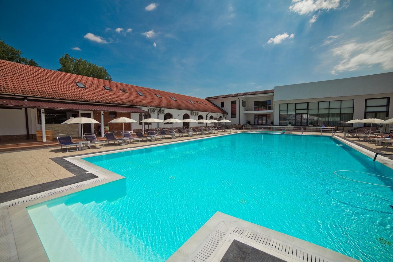 Hotel Evergreen أمارا المظهر الخارجي الصورة