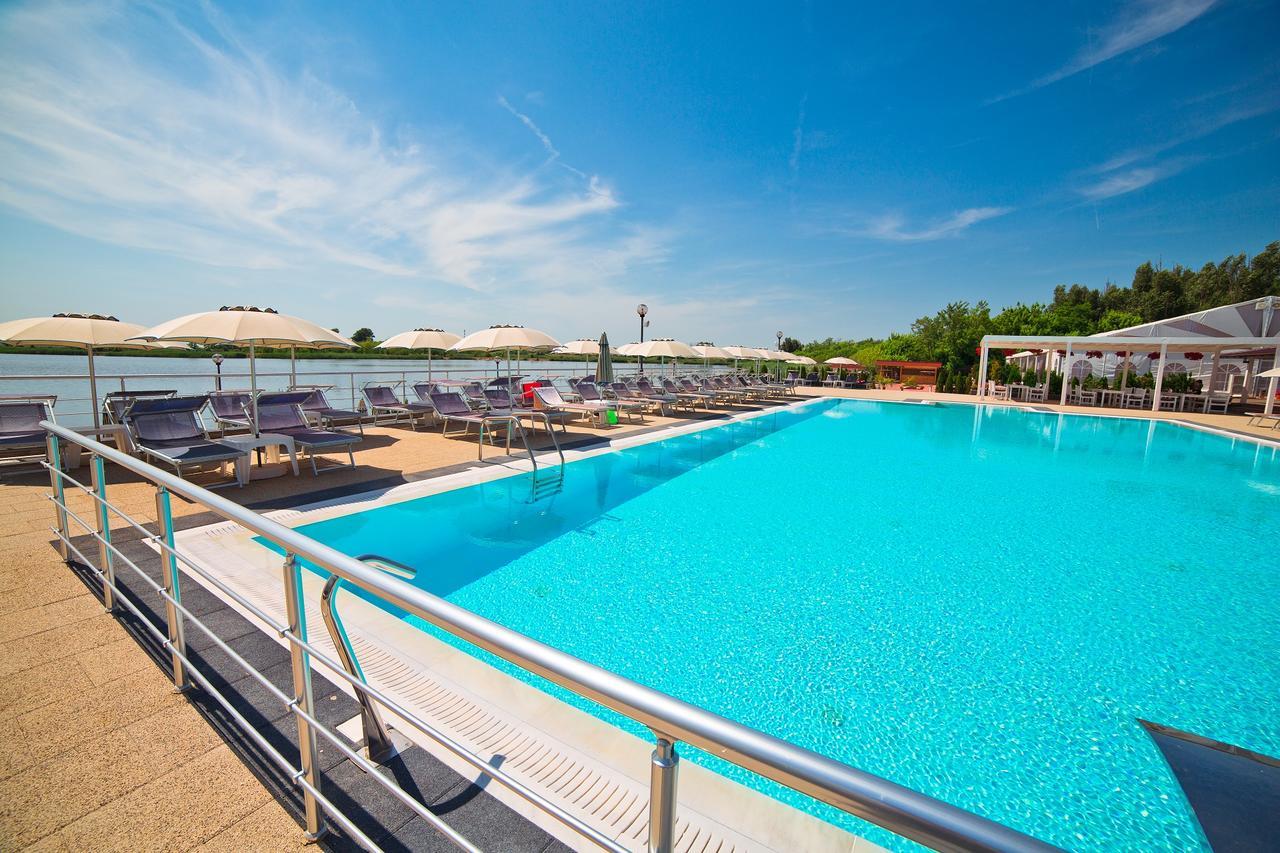 Hotel Evergreen أمارا المظهر الخارجي الصورة